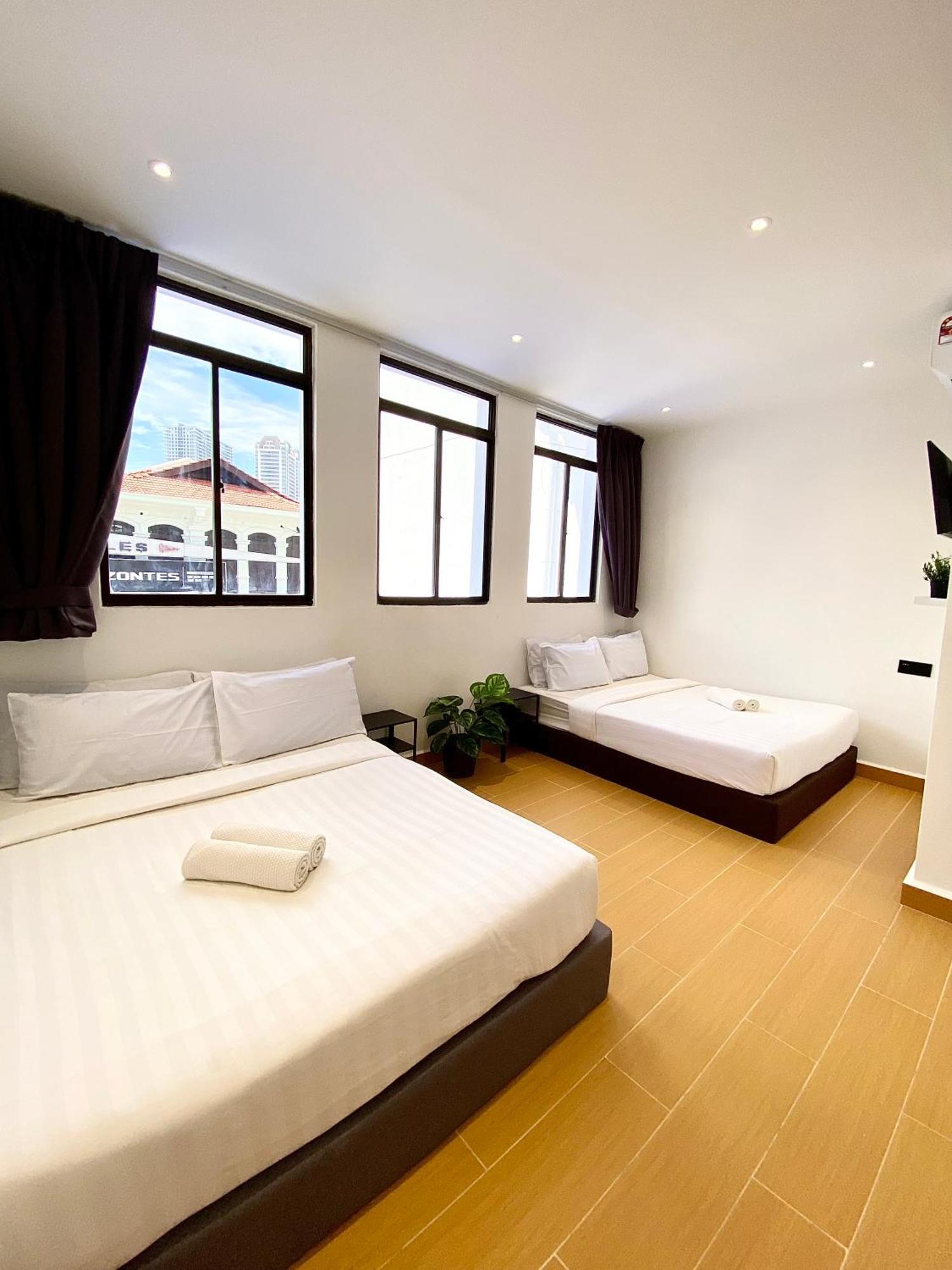 The 6N By Sky Hive Hotel George Town Bagian luar foto