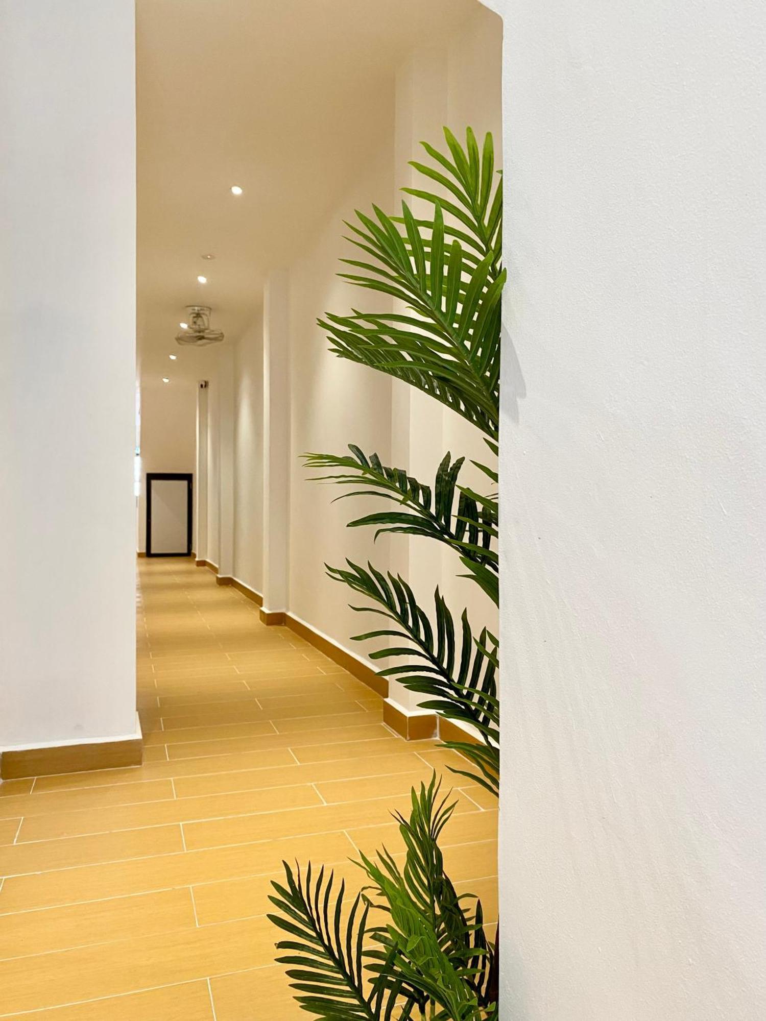 The 6N By Sky Hive Hotel George Town Bagian luar foto