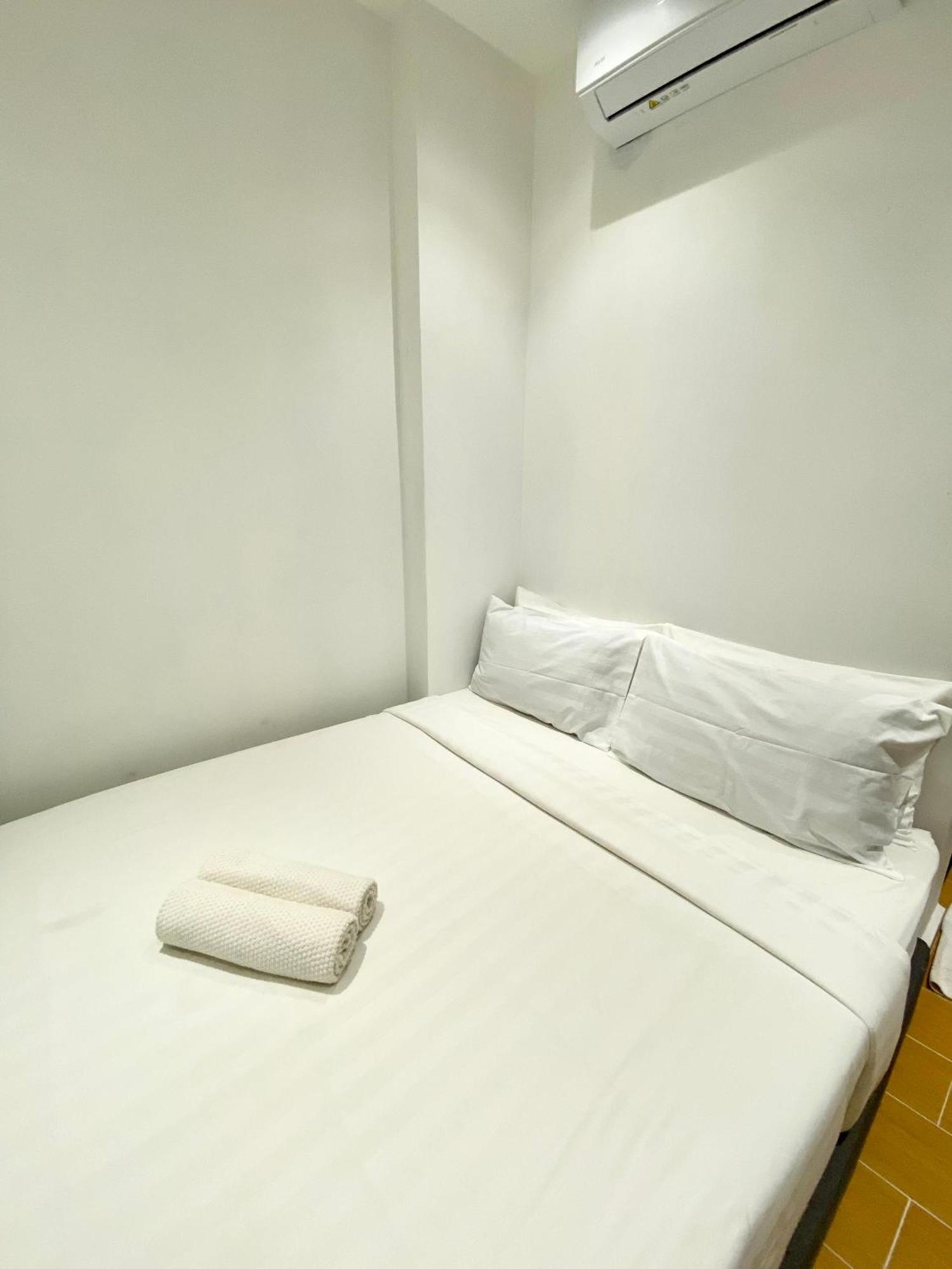 The 6N By Sky Hive Hotel George Town Bagian luar foto